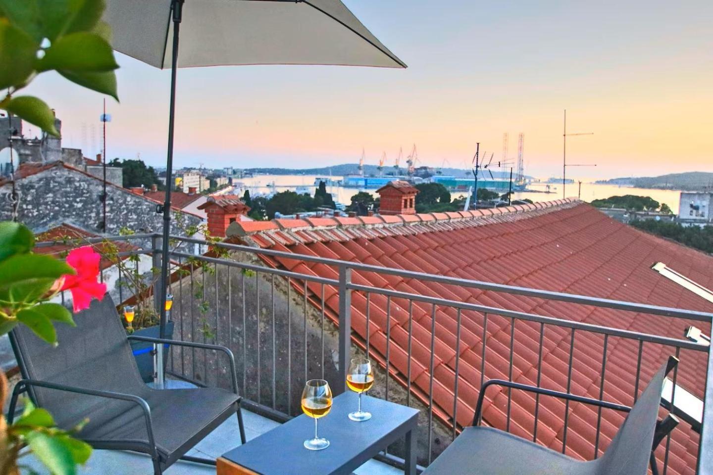 Pula Bay View Apartment Eksteriør billede