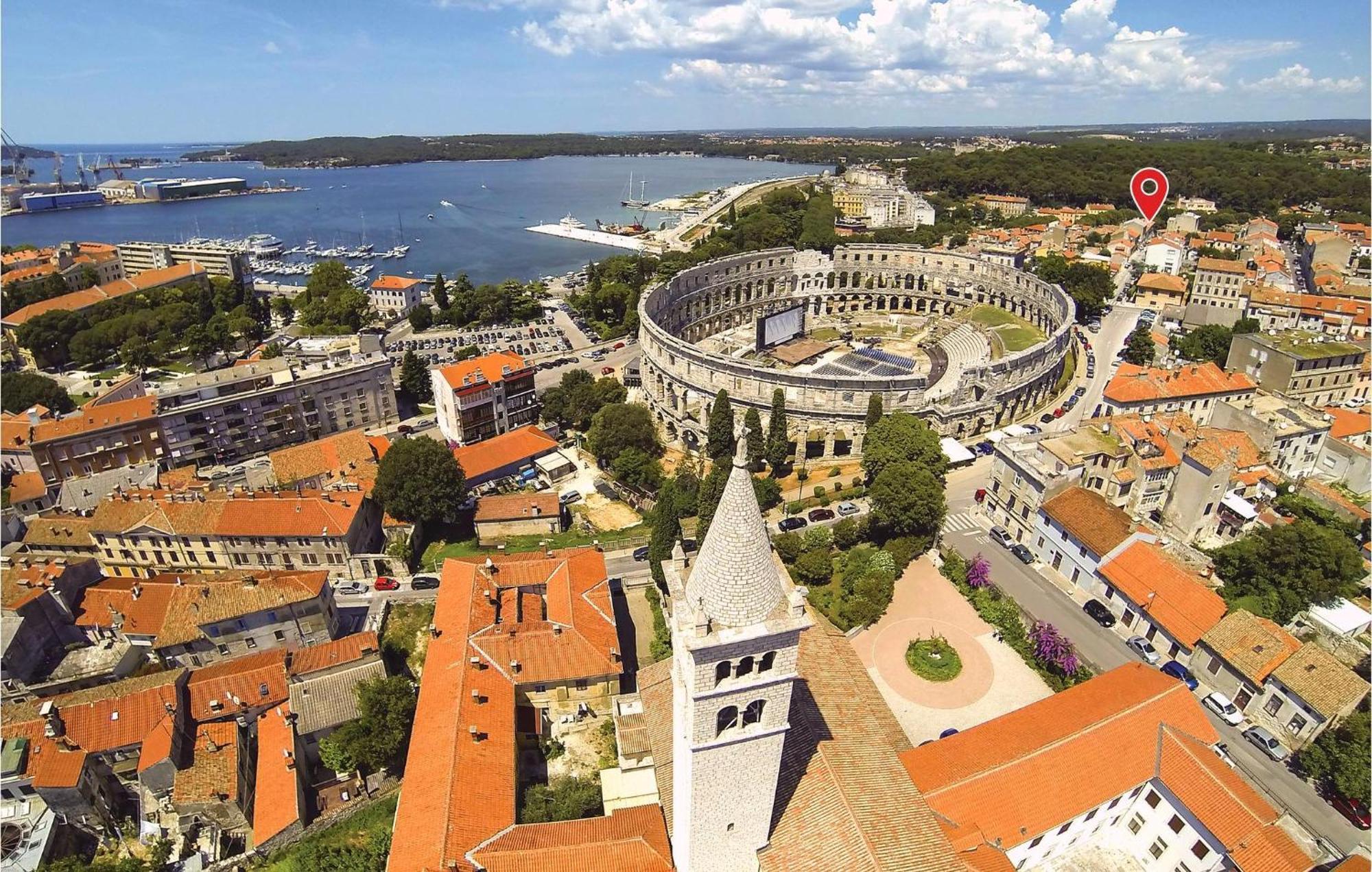 Pula Bay View Apartment Eksteriør billede